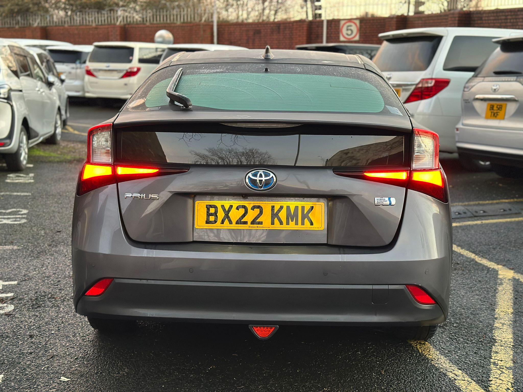 Toyota Prius - HYBRID 1.8 Business Edition CVT VVh-T Image